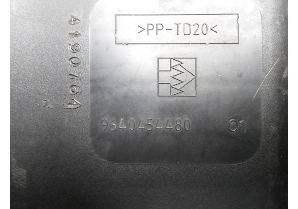 Корпус повітряного фільтра Citroen C5, C8, Peugeot 607, 807, 2.0 HDi, 9640454480 *
